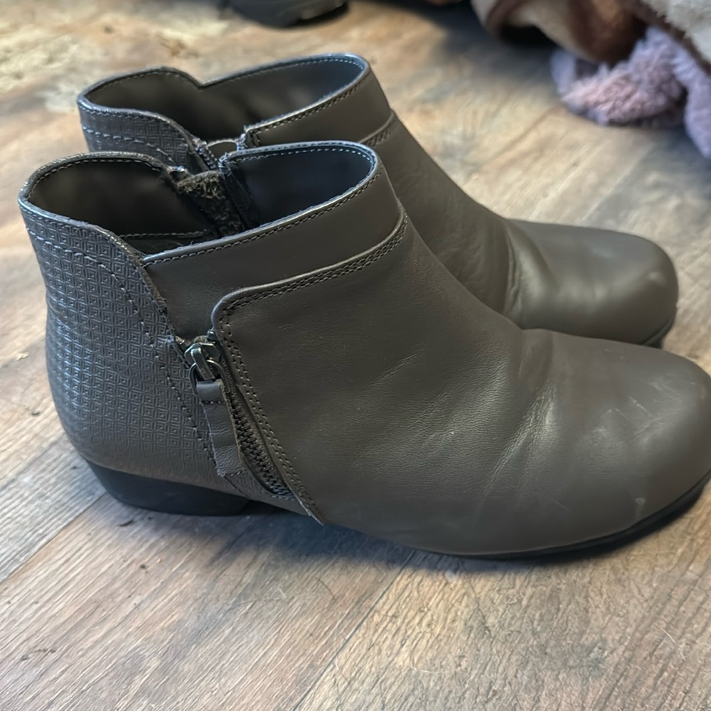 Rockport steel toe booties